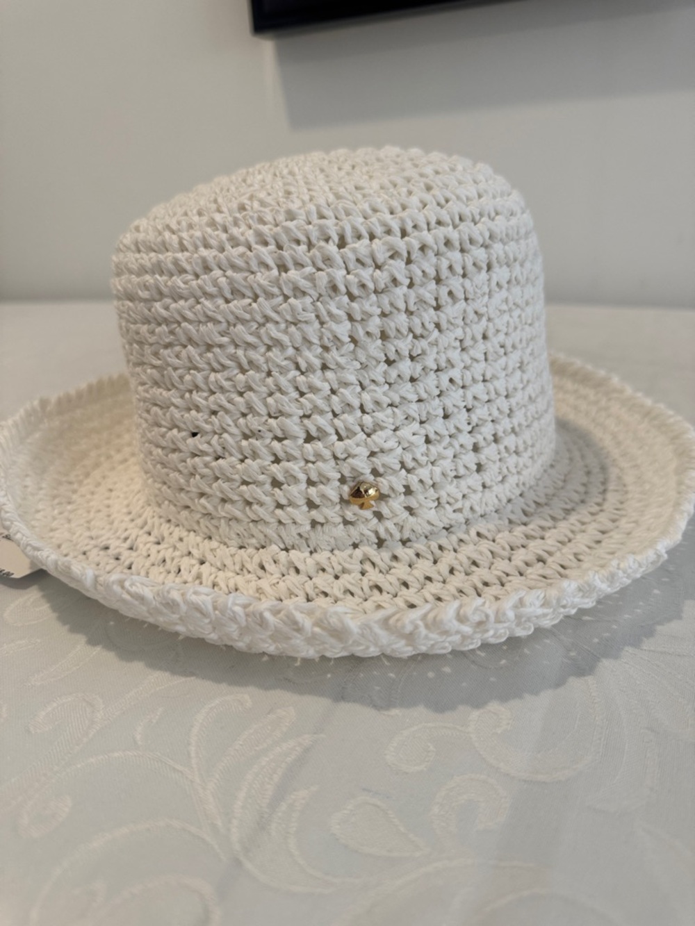 White Crochet Bucket Hat - Picture 3 of 11
